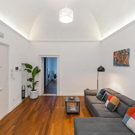 Casa Dei Visionari Apartment Bari Luaran gambar